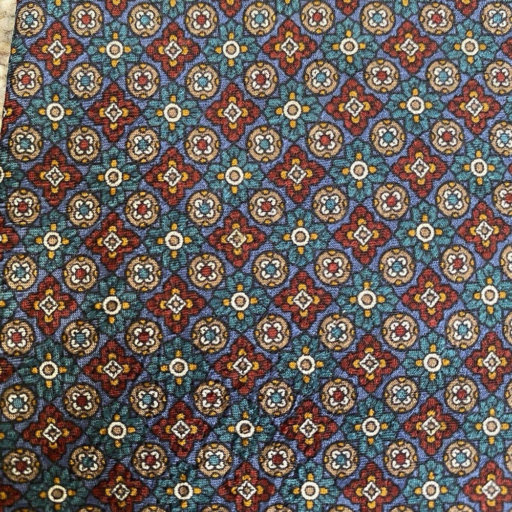 Vintage Coach Silk Tie Necktie Burgundy Gray Medallion Geometric Classic - Picture 2 of 6